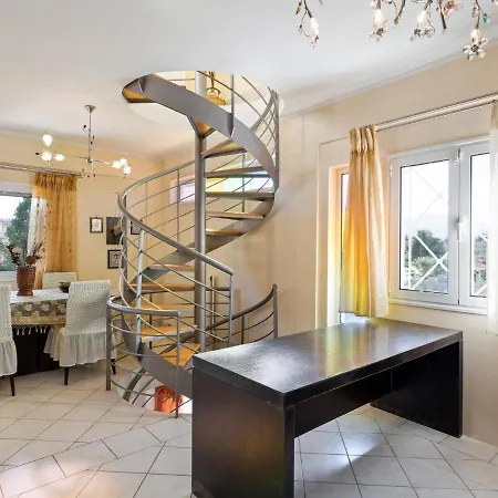 Villa Enchanting In Chalcis With Terrace Saint Minas
