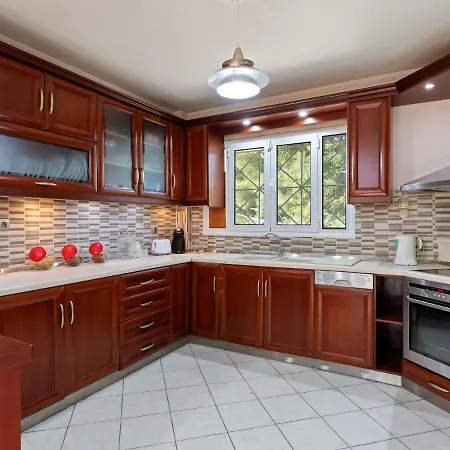 Villa Enchanting In Chalcis With Terrace